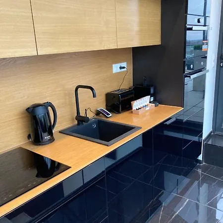 Noir Hotel- Penthouse Apartman Jacuzzival